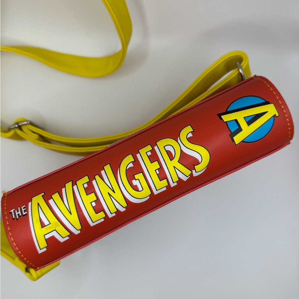 Avengers Comic Book Style Crossbody Bag - Picture 5 of 8